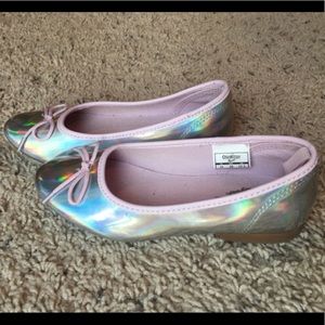 Iridescent Dress shoes. EUC!! Size 11. Oshkosh